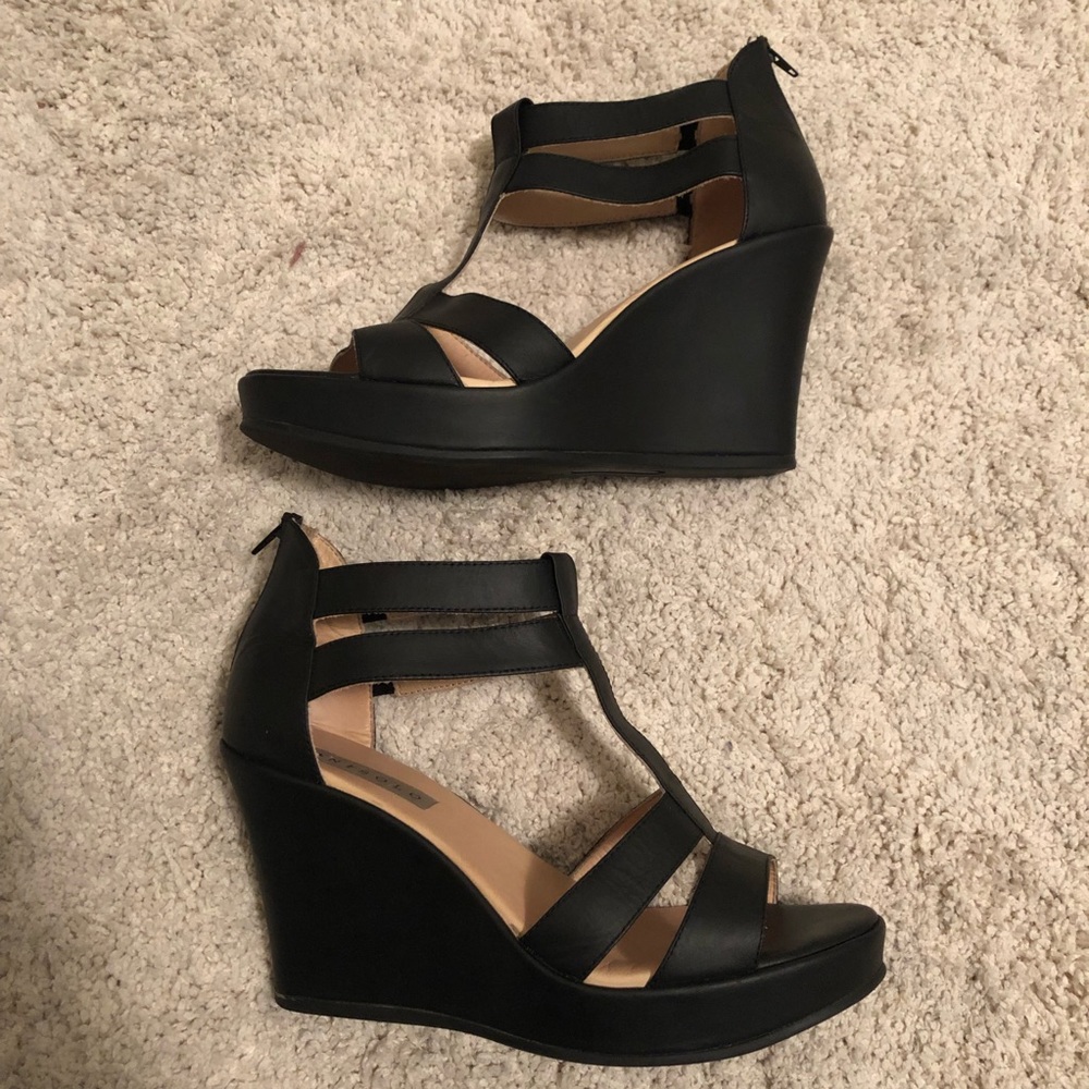 Black leather Nisolo Bolivar wedge sandals
